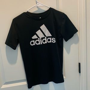 Adidas T shirt black size M